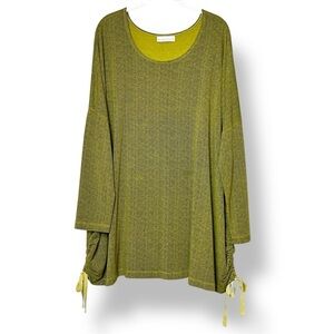 bryn Walker Ruched Side Tunic Top Medium green French terry stretch lagenlook